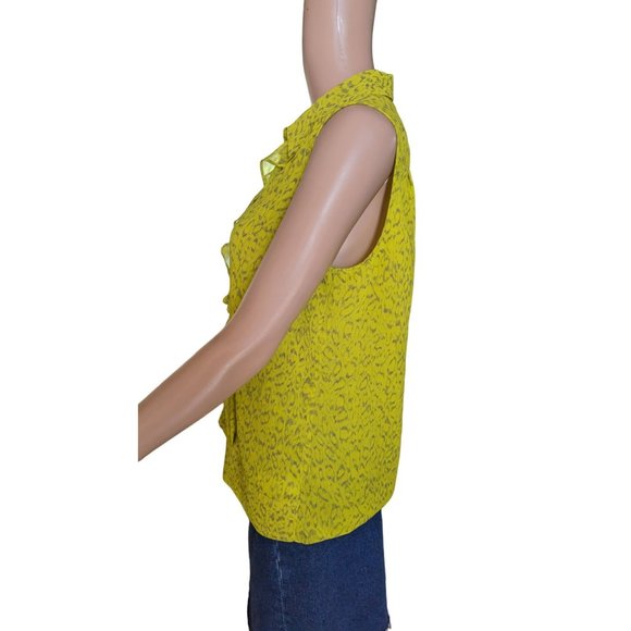 CAbi Sz S #3071 Chartreuse Reign Sleeveless Blouse Tank Ruffle Office Academia - Picture 3 of 8